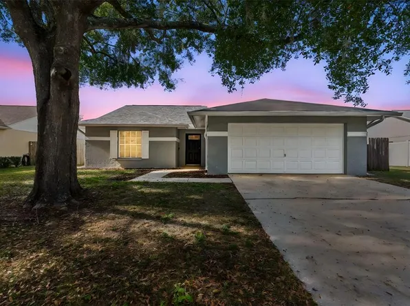 1615 Cobbler Dr, Lutz, FL 33559