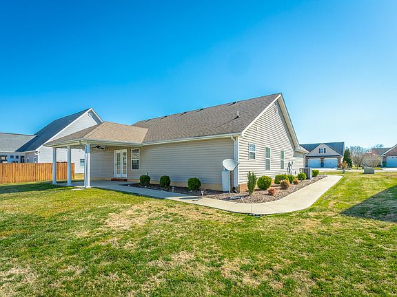 2nd image of 598 Sweet Birch Dr