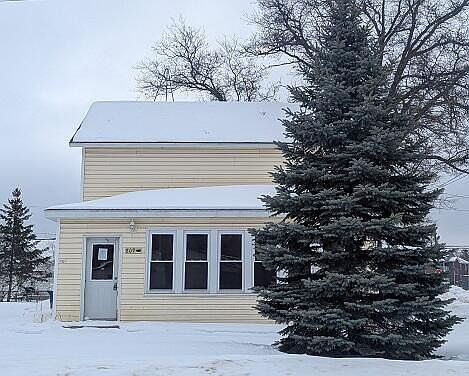 1st image of 809 Maple St