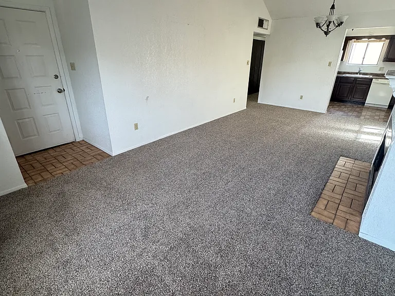 3340 Majestic Rdg — Photo 6