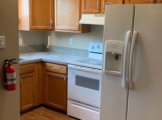 612 Tara Dr, Sicklerville, NJ 08081