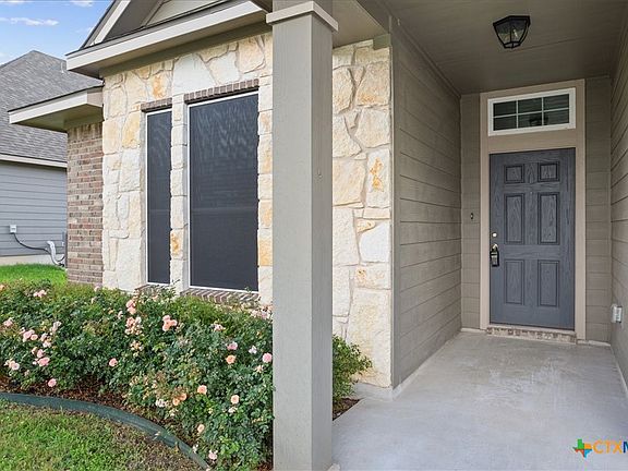 4th image of 1925 Bayou Wood Ln