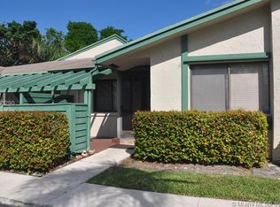 444 Lakeview Dr APT 2, Fort Lauderdale, FL 33326