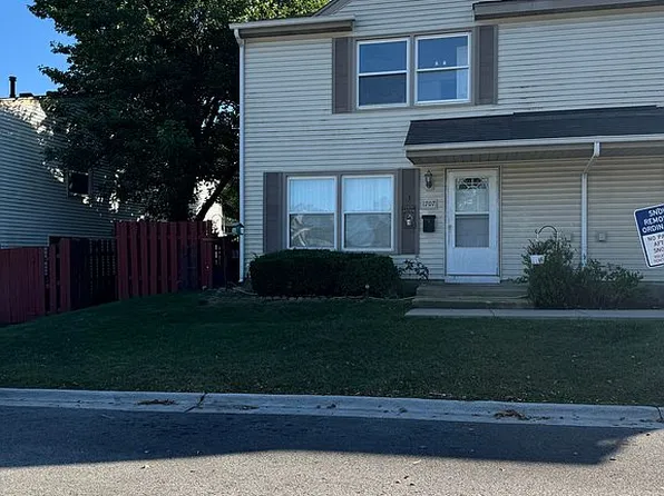 1707 Queensbury Cir #5912, Hoffman Estates, IL 60169
