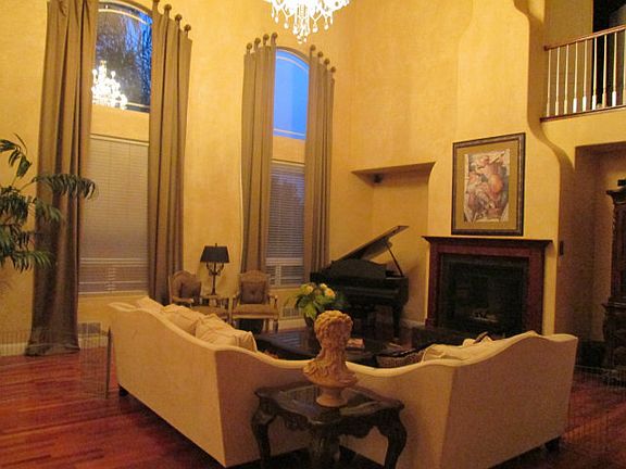 4th image of 698 Oak Canyon Ct