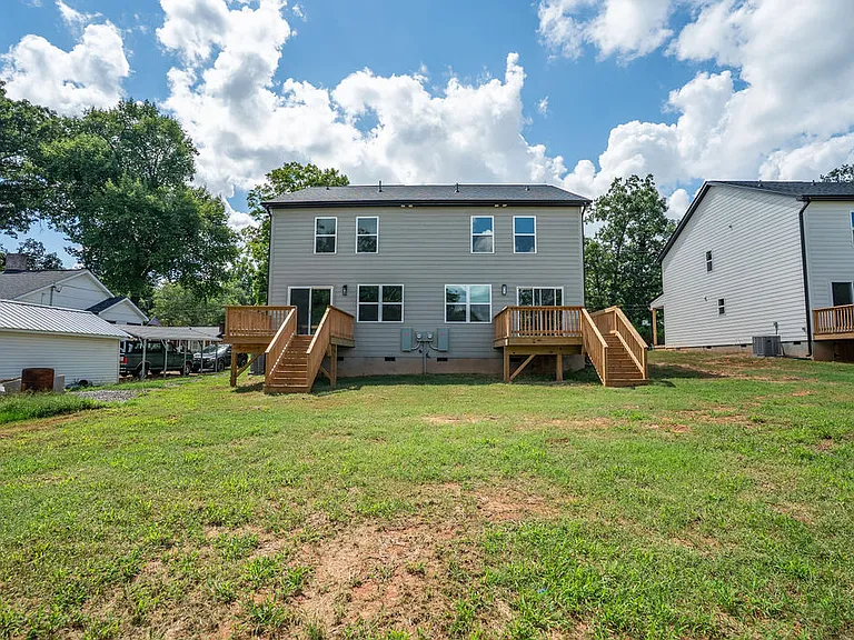 521 S Brady Ave — Photo 30