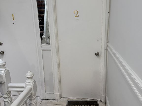 4th image of 828 Newark Ave APT 1