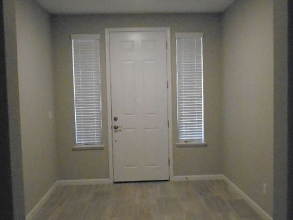 5th image of 4237 Silver Lupine Ln