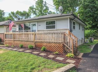 7142 Rabenberg Pl, Saint Louis, MO 63143