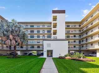 9860 62nd Ter N APT 1048, Saint Petersburg, FL 33708