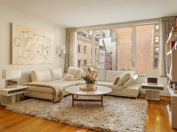 30 East 85th Street image 1 of 9