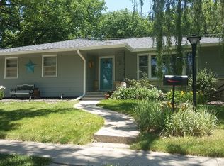 920 Forest Ave, Crete, NE 68333