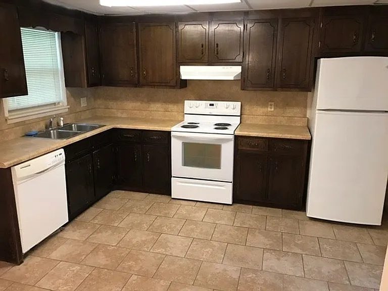 1684 Ashland Hwy #1-20 — Photo 3