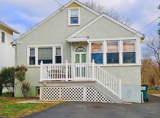 27 Willow Rd, Wallingford, PA 19086