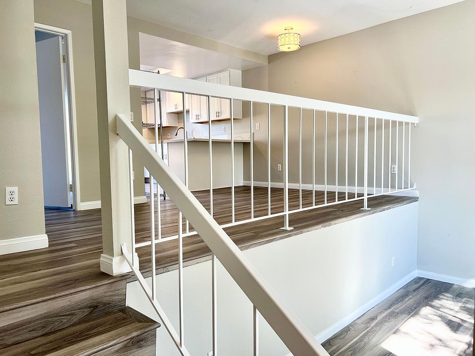 Entrance/Living Room