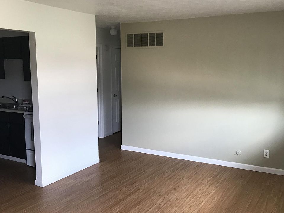 1st image of 740 Patty Dr
