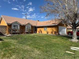 43859 Glenraven Rd, Lancaster, CA 93535