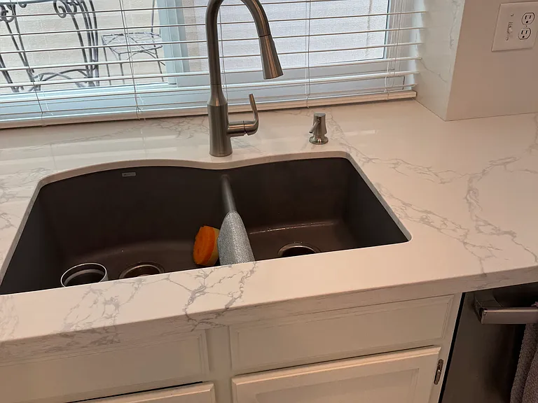 1143 E Frye Rd — Photo 33