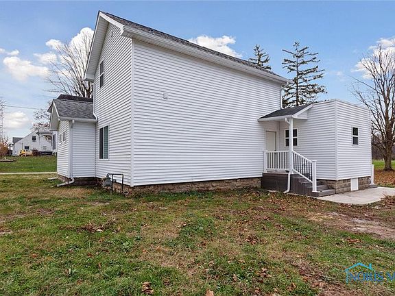4th image of 220 Bierley Ave