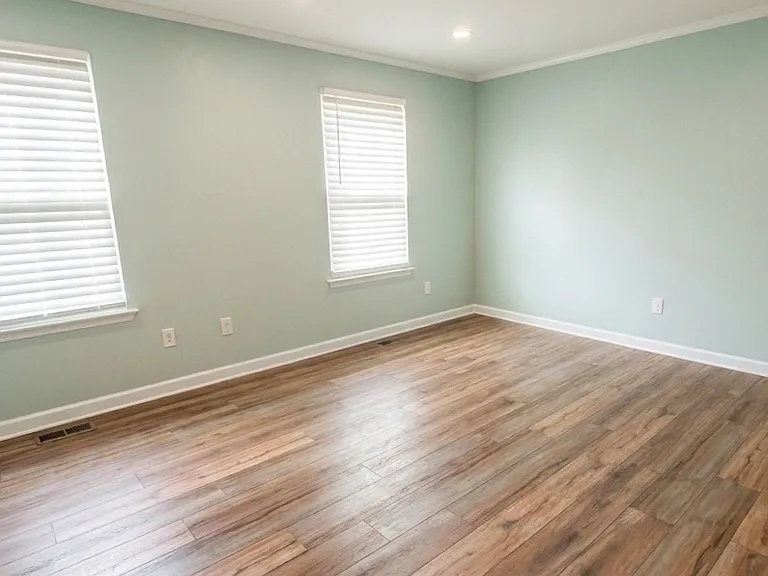 9426 Riverbrink Ct — Photo 5