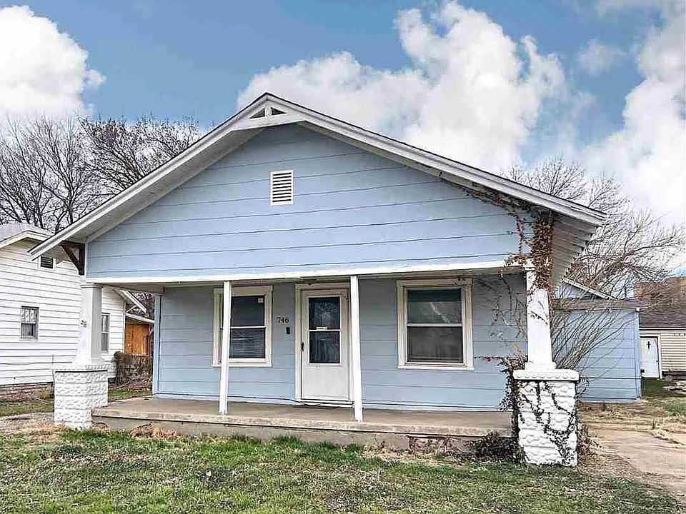 1st image of 746 Marland Dr