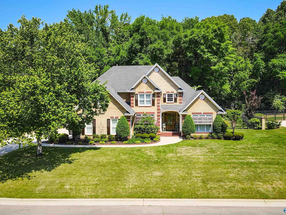1st image of 2404 Hideaway Pl SE