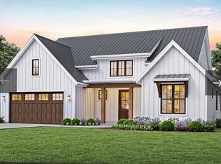 526 Wood Lake Dr, La Grange, KY 40031
