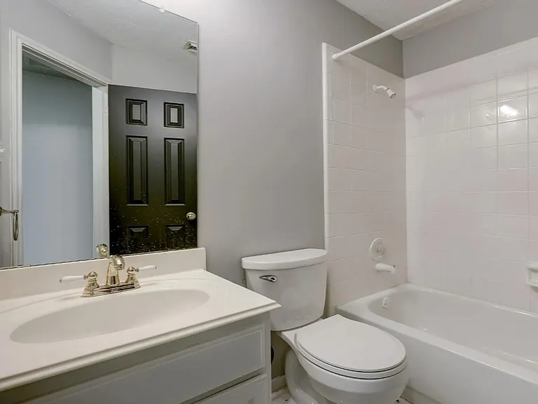 7807 Allegro Dr — Photo 32