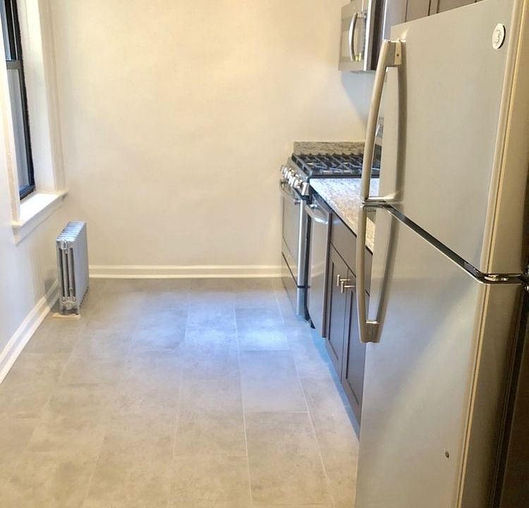 1st image of 4414 47th Ave APT C2