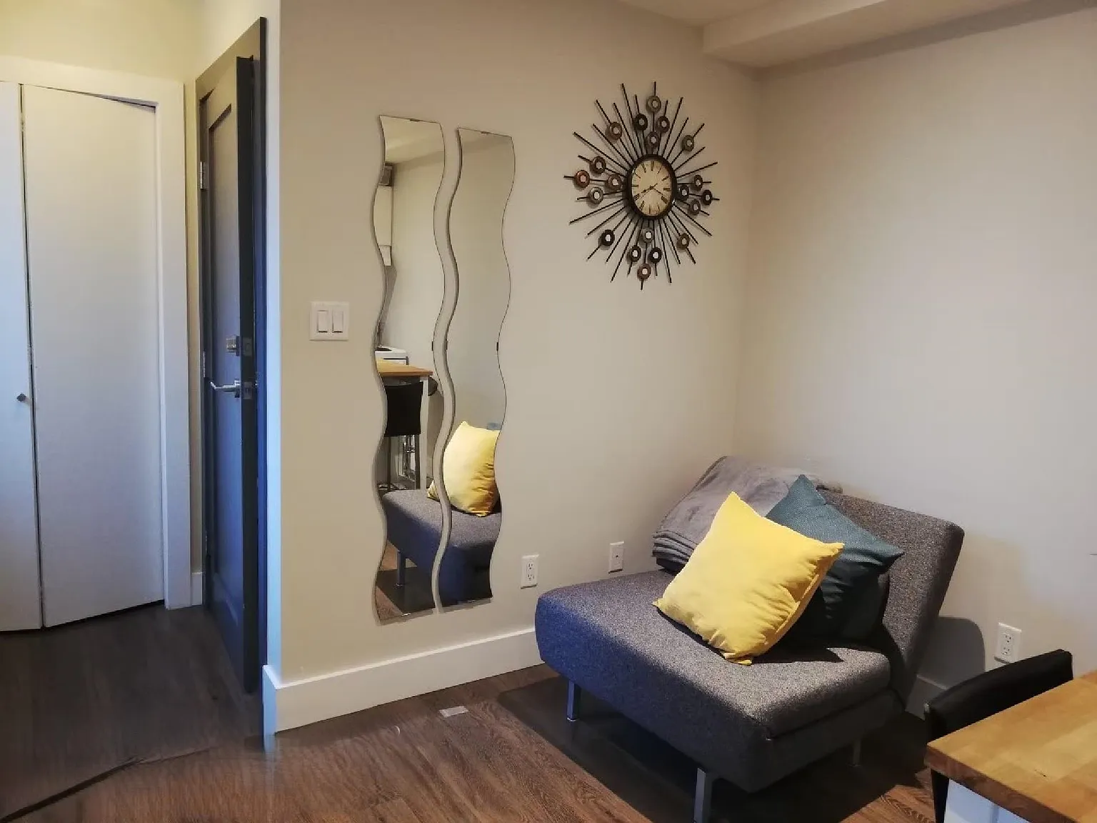 1 bed, 400 sqft, $1,750 — Photo 4