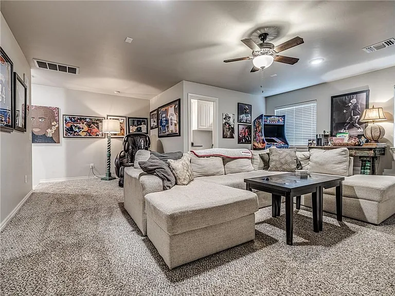 5009 Crater Lake Dr — Photo 14