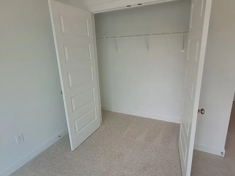 602 Market Grove Dr #100 — Photo 17