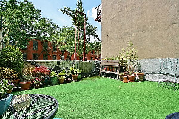 1st image of 214 Flatbush Ave #2