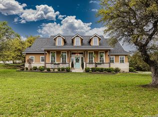 323 Lost Creek Dr, Bulverde, TX 78163