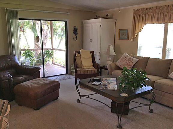 2nd image of 1950 Madera Dr
