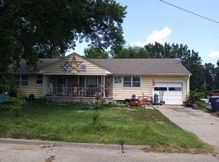 622 Stone Ln, Chapman, KS 67431