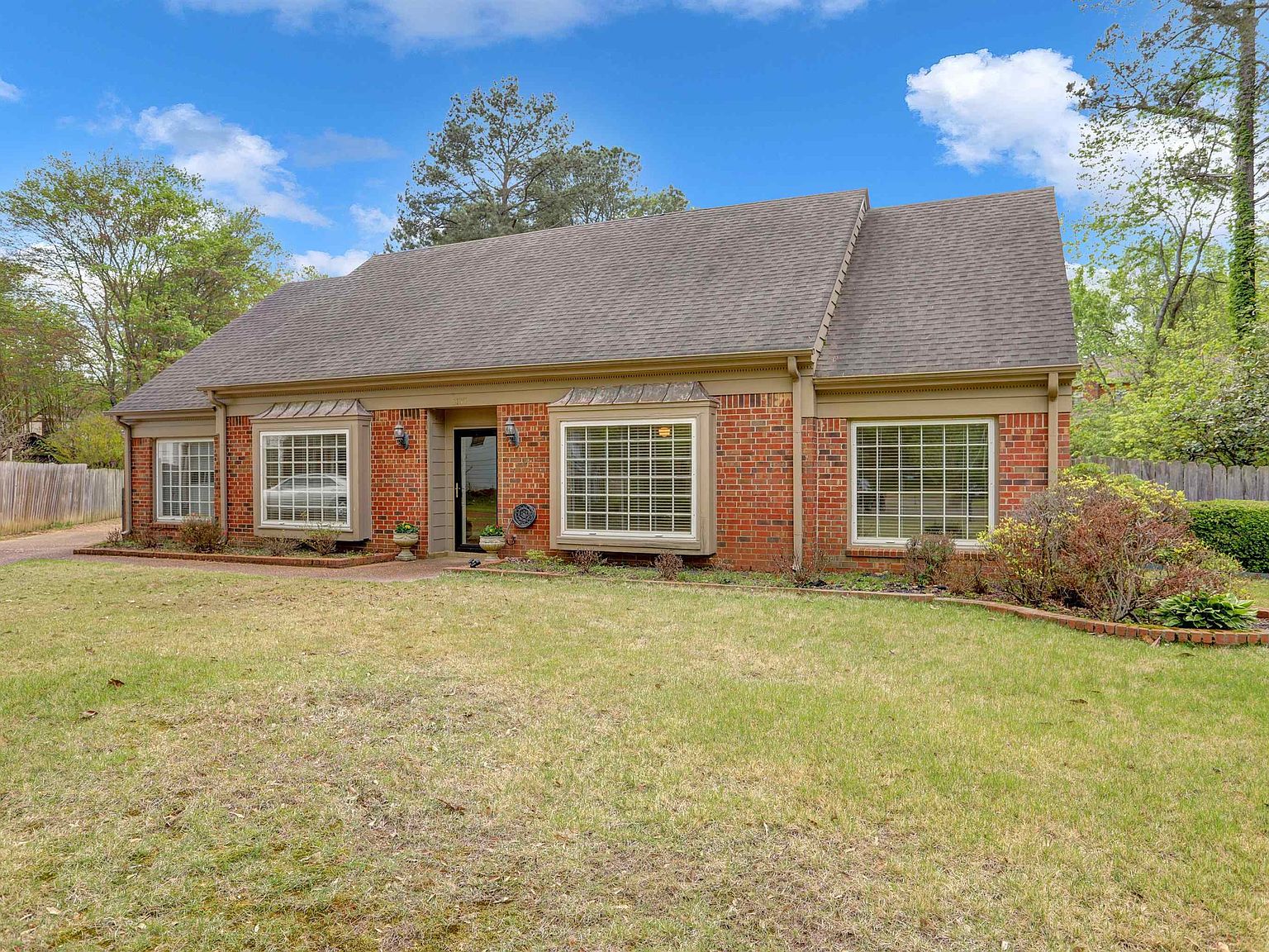 8135 Aspen Pine Cv, Germantown, TN 38138 Zillow