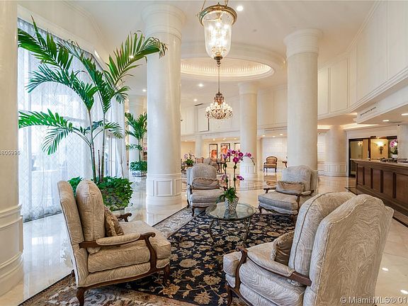 5th image of 3530 Mystic Pointe Dr APT 1006