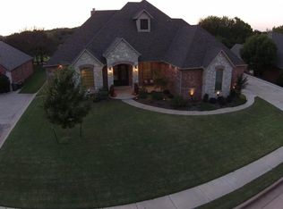 2801 Spyglass Hill Rd, Edmond, OK 73034