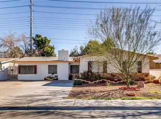 117 Shadow Ln, Las Vegas, NV 89106