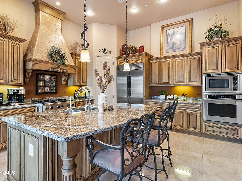 1st image of 18009 W MONTEBELLO Avenue