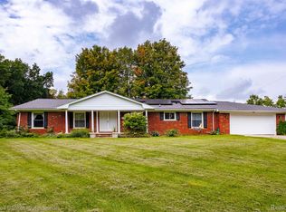1075 N Jossman Rd, Ortonville, MI 48462