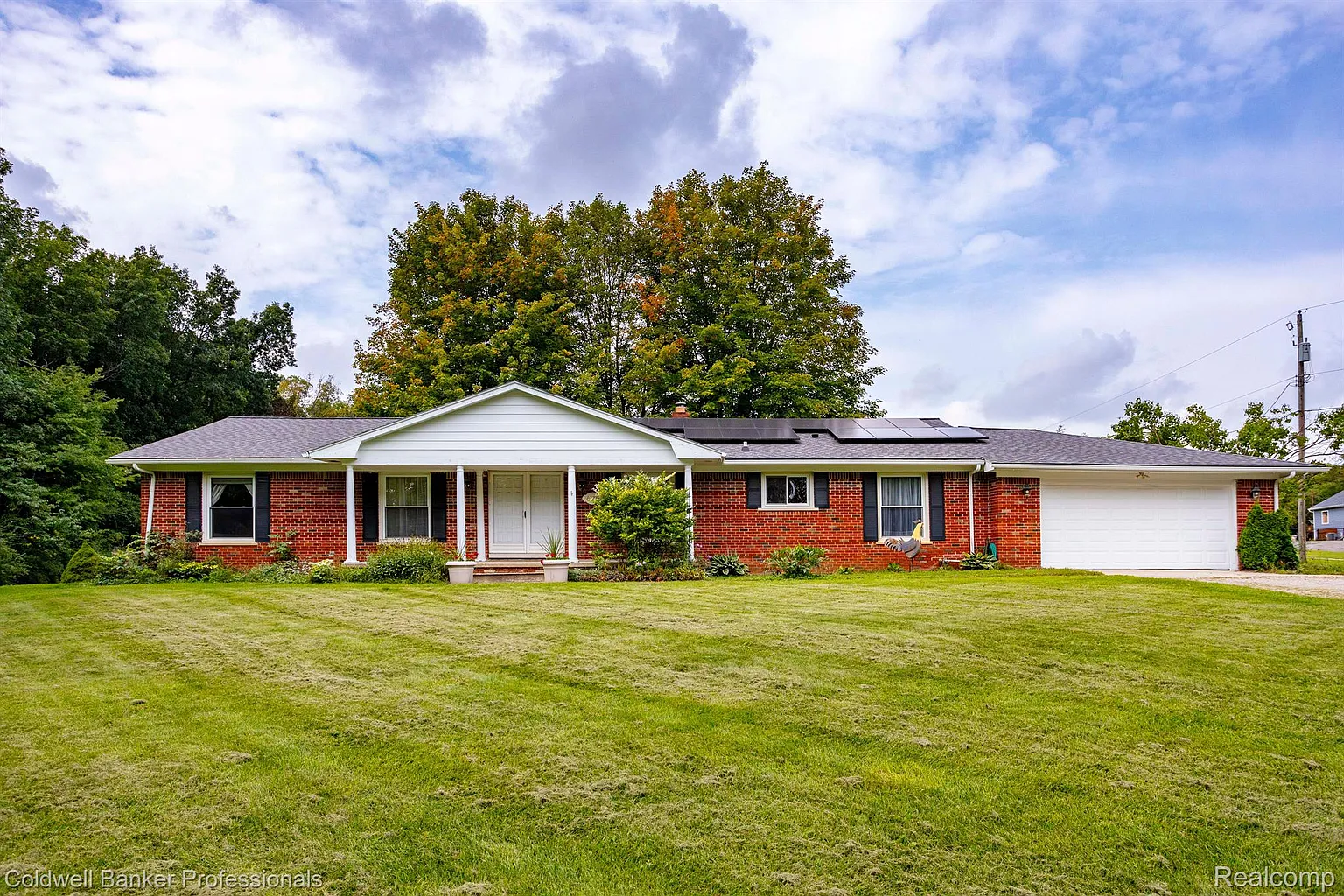 1075 N Jossman Rd photo 1