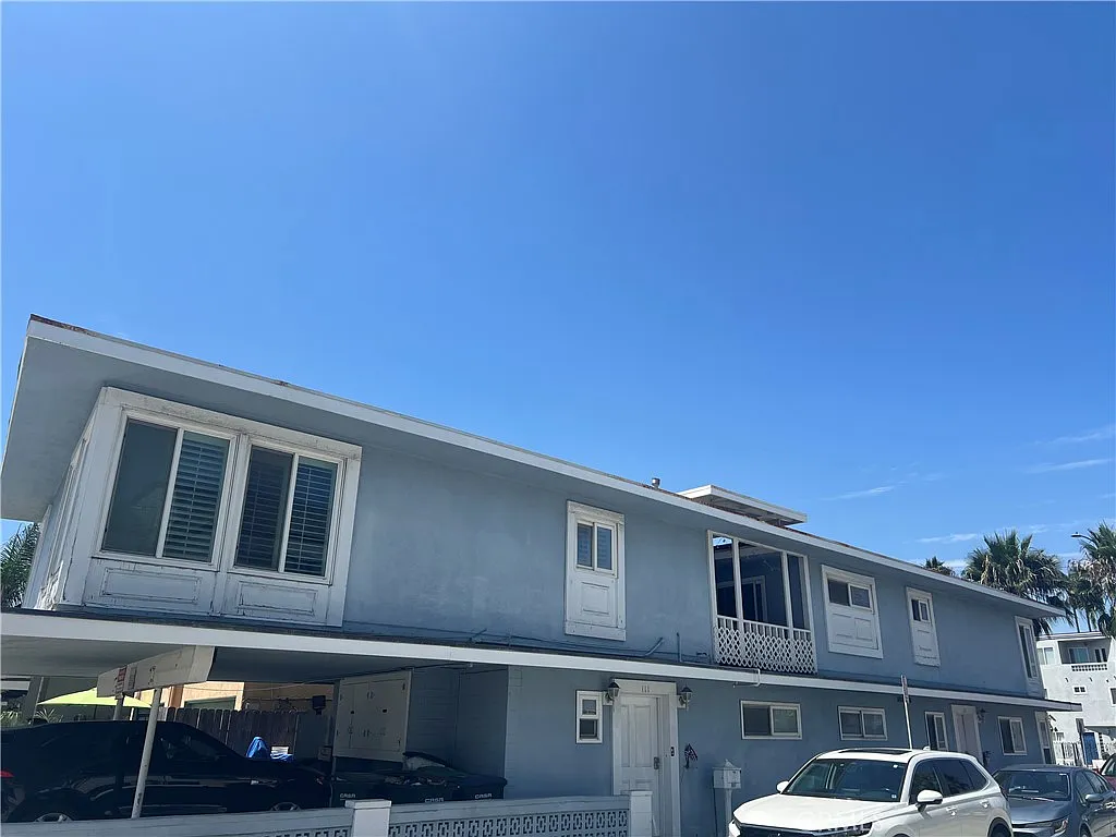 3 bed, 1600 sqft, $7,500 — Photo 1