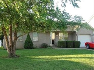 718 Skyway Dr NW, Corydon, IN 47112