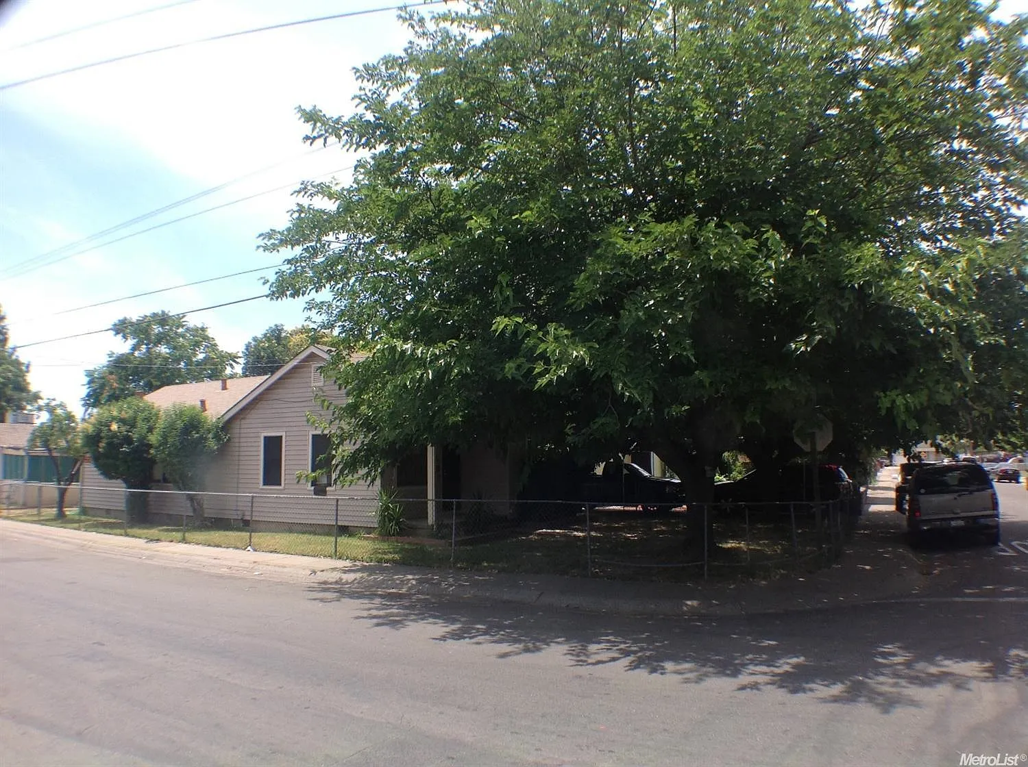 4744 Baker Ave photo 1