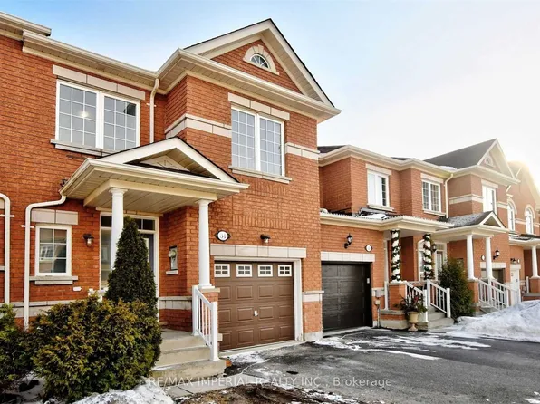 8 Townwood Dr Unit 34, Richmond Hill, ON L4E 4Y3