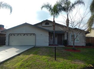 489 Molly Ct, Shafter, CA 93263