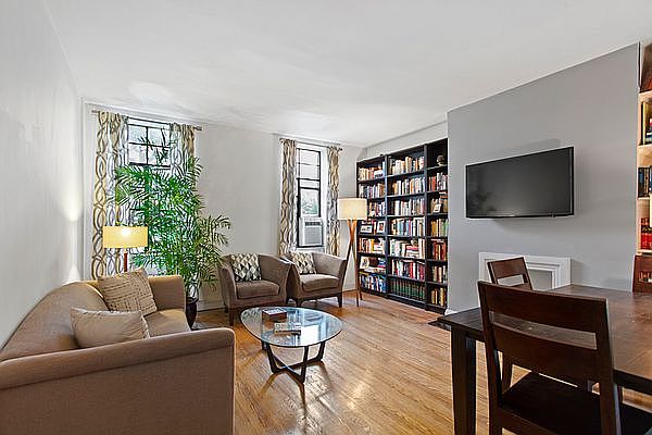 1st image of 31 Monroe Pl APT 3A
