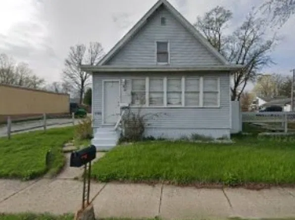 909 E Lincolnway, La Porte, IN 46350
